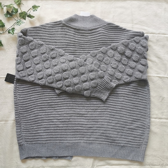 Retrod grey cardigan. - Picture 2 of 3